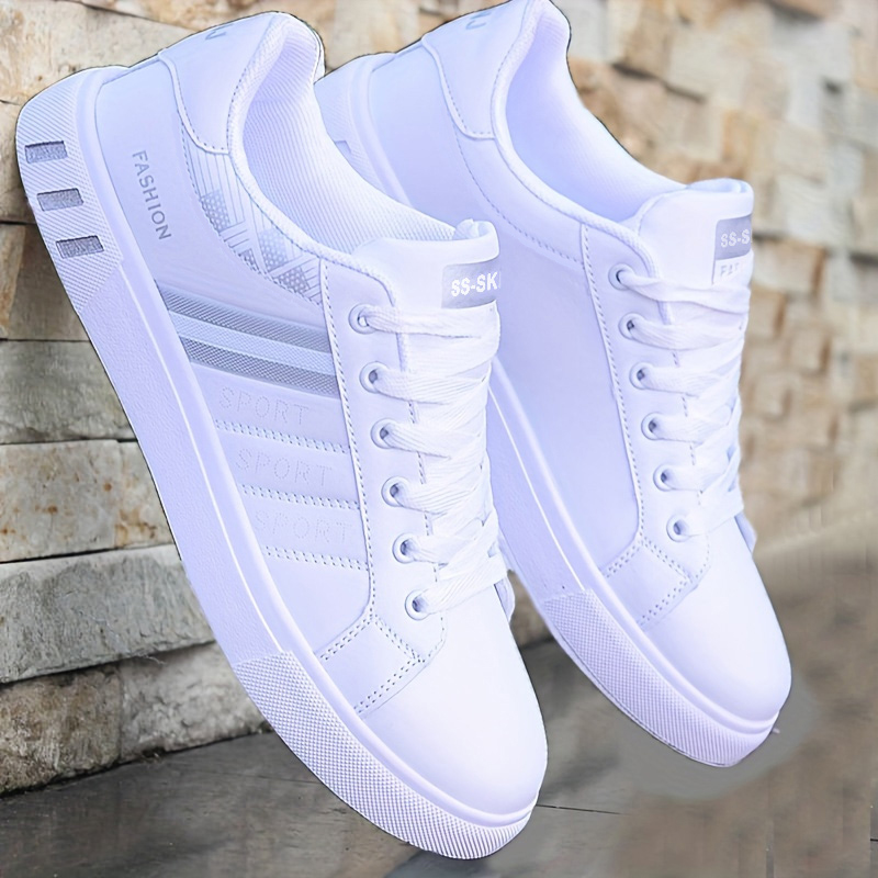 Men's Low-Top Skateboarding Sn - огляд і ціна Men Formal Wear With Sneakers
